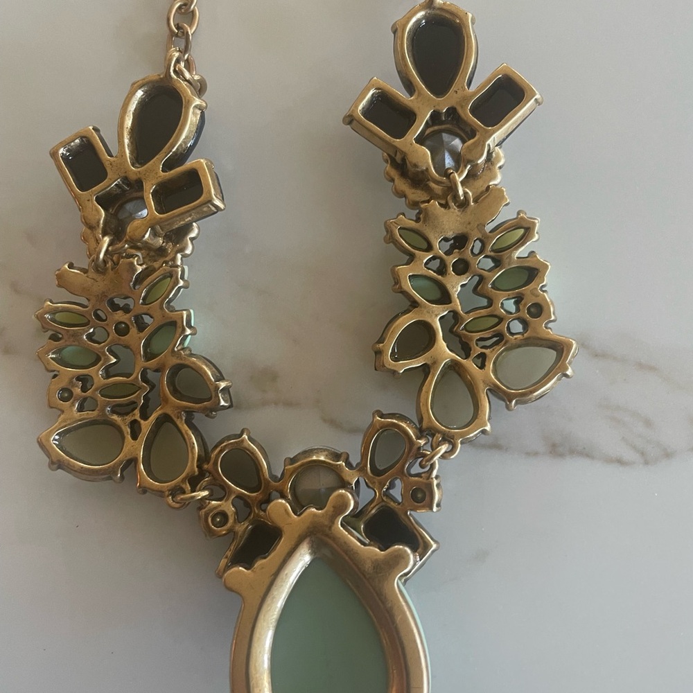 EVERYTHING MUST GO! J. Crew Mint Green and Black Statement Necklace - Picture 3 of 4
